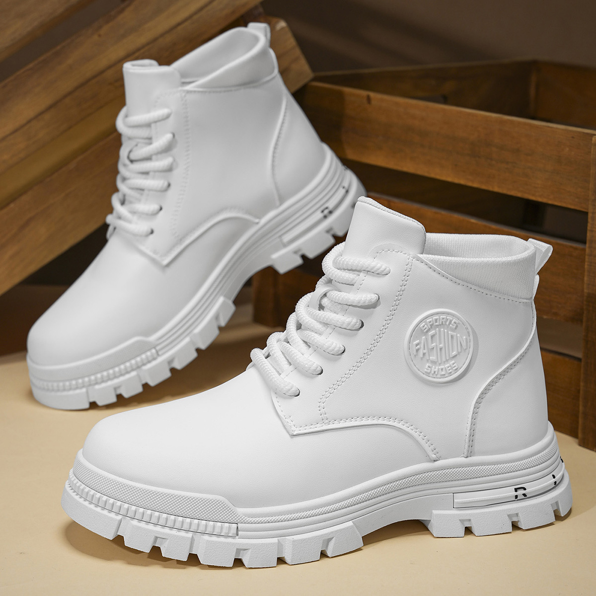 Men Shoes Trends - Botas de moto blancas a la